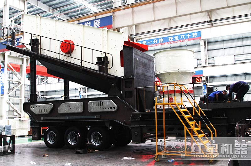 紅星礦機生產(chǎn)車(chē)間一角