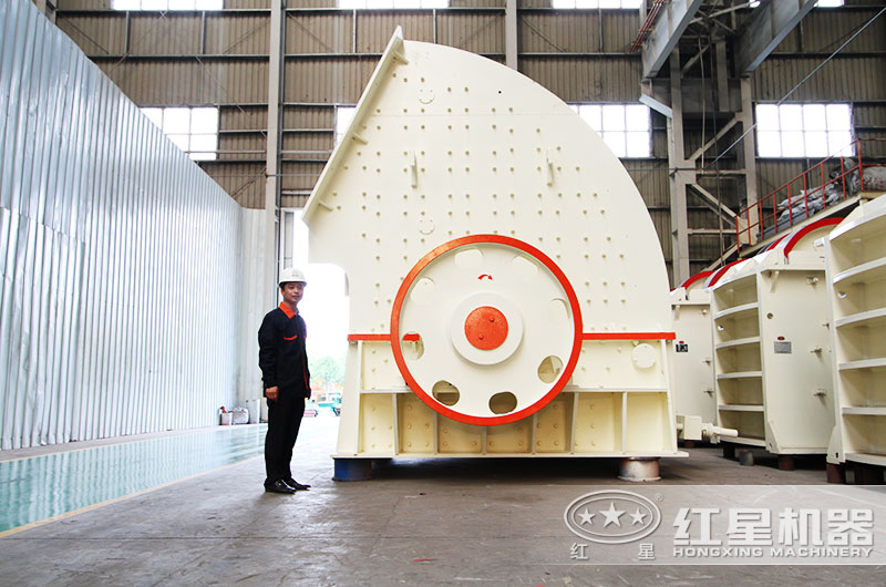 用重錘破碎機破碎水泥塊合適嗎？報價(jià)多少