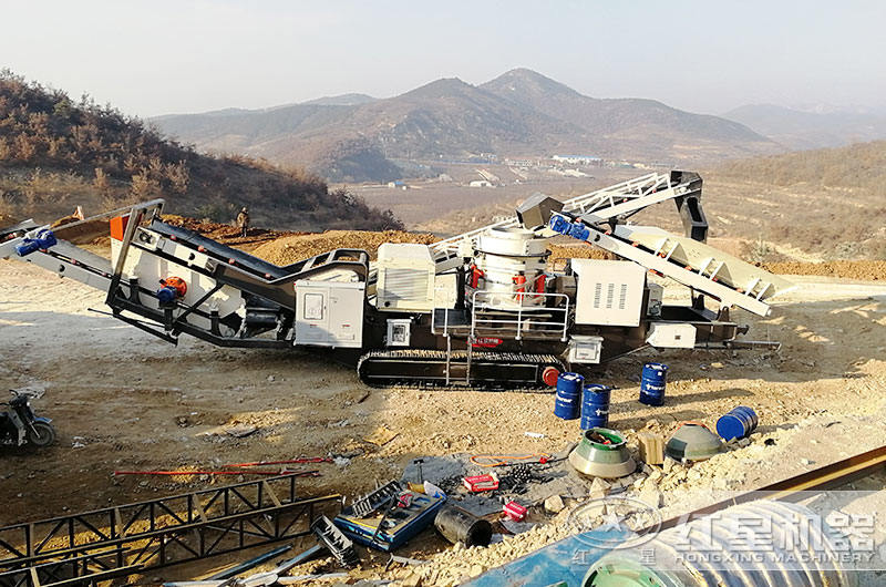 履帶移動(dòng)式石子破碎機