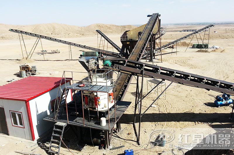 石灰石破碎生產(chǎn)線(xiàn)客戶(hù)現場(chǎng)二