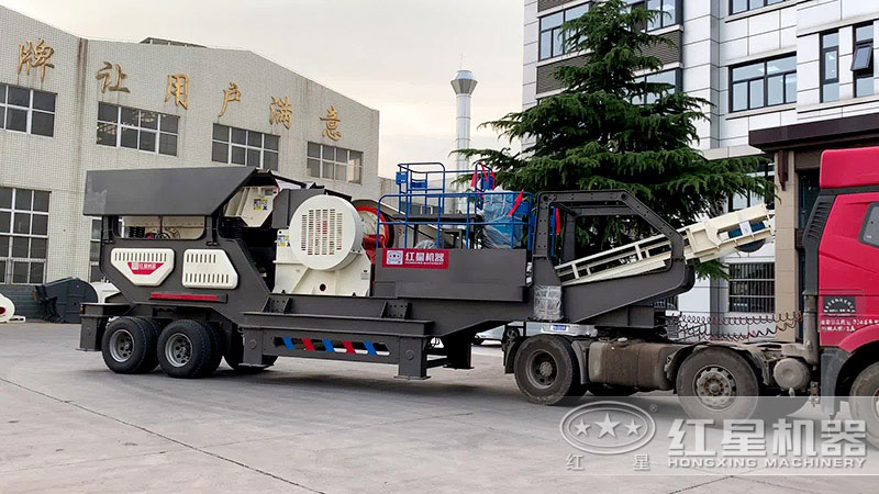 掛上車(chē)頭即可移動(dòng)的輪胎移動(dòng)石子加工機器