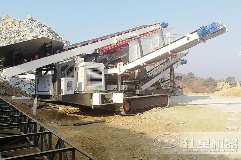 履帶行走移動(dòng)式石子振動(dòng)篩圖片展示（內附規格型號）