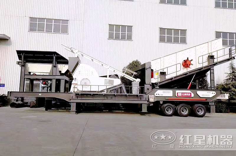 移動(dòng)重錘式破碎機圖片