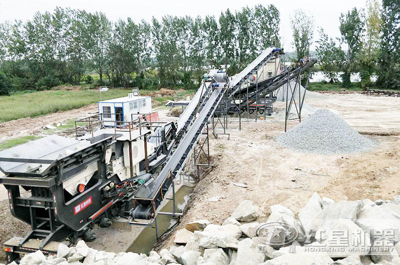 山東日產(chǎn)2000噸以上青石子廠(chǎng)生產(chǎn)現場(chǎng)