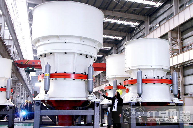 多種型號單缸圓錐破碎機生產(chǎn)車(chē)間