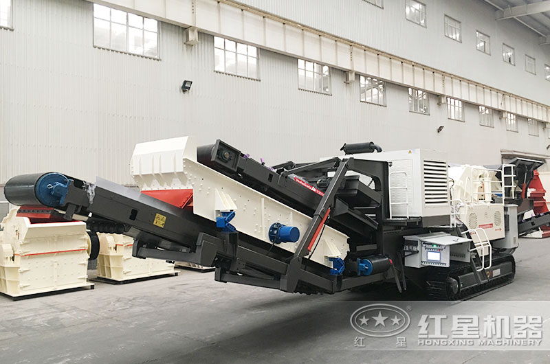 移動(dòng)履帶反擊碎石機