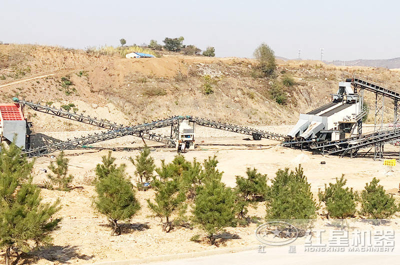 五十萬(wàn)之內的小型石頭制沙機都有哪種，產(chǎn)量多大？