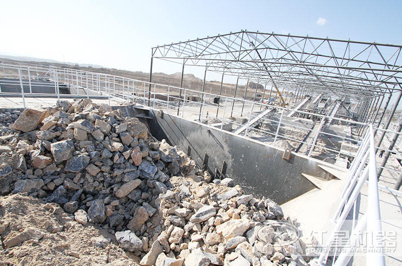 哪些機器能把石頭破碎成石子，價(jià)格是多少？