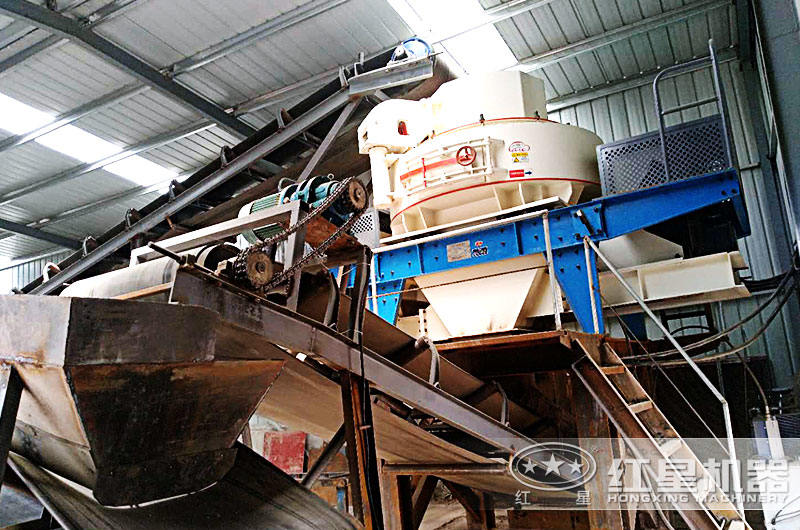 VSI制沙機室內環(huán)保無(wú)塵生產(chǎn)現場(chǎng)