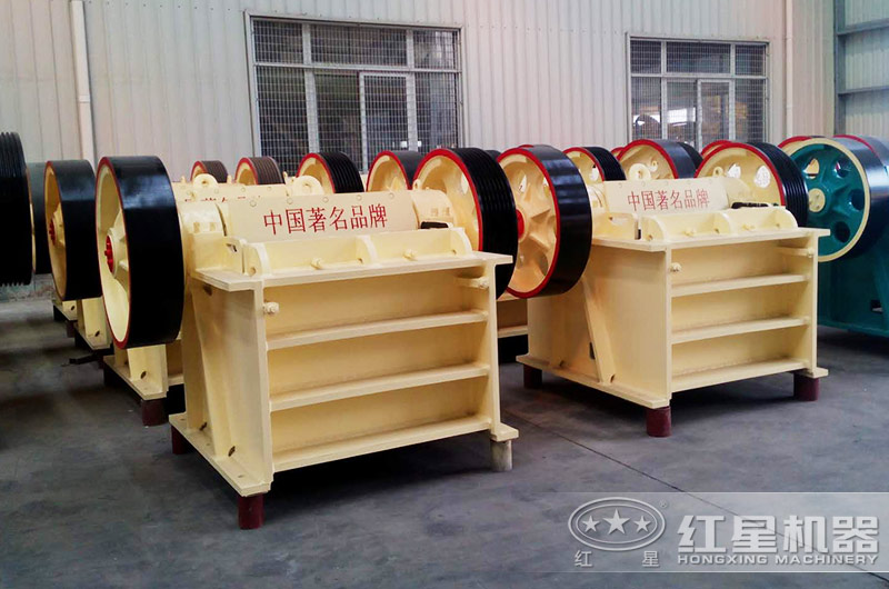 250x750細顎破碎機技術(shù)參數及價(jià)格