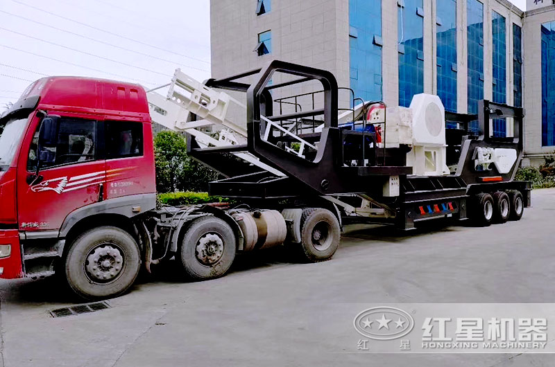 建筑垃圾破碎機發(fā)往處理現場(chǎng)