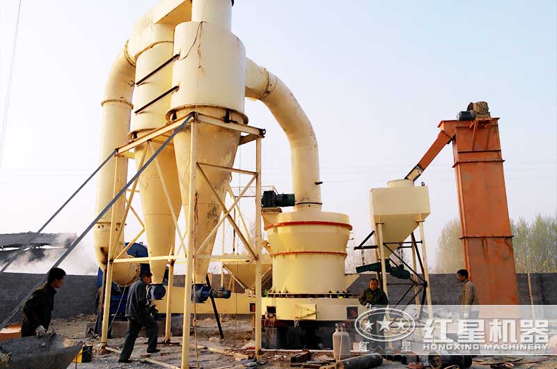 凹凸棒石磨粉客戶(hù)現場(chǎng)