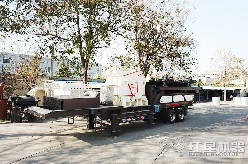 二合一中的移動(dòng)反擊破碎機