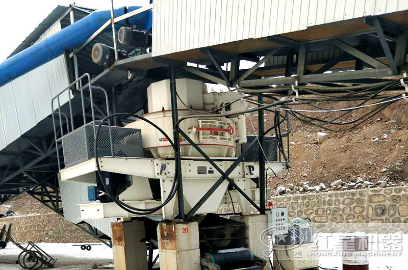 采用除塵裝置的制砂生產(chǎn)線(xiàn)現場(chǎng)
