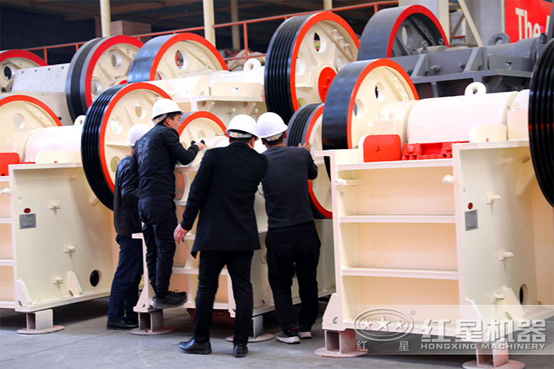 客戶(hù)來(lái)廠(chǎng)考察設備