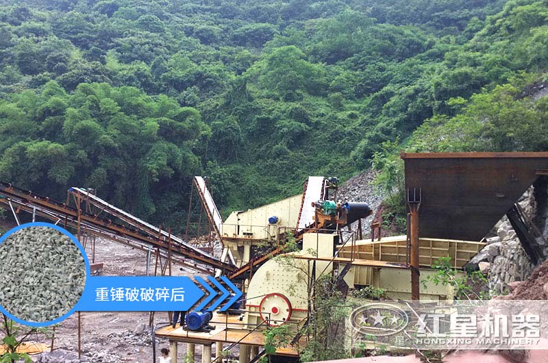 一次成型重錘破碎機加工現場(chǎng)