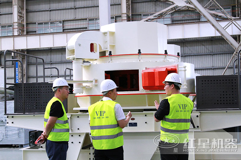 私人機制砂場(chǎng)違法嗎？開(kāi)辦機制砂廠(chǎng)要多少錢(qián)？