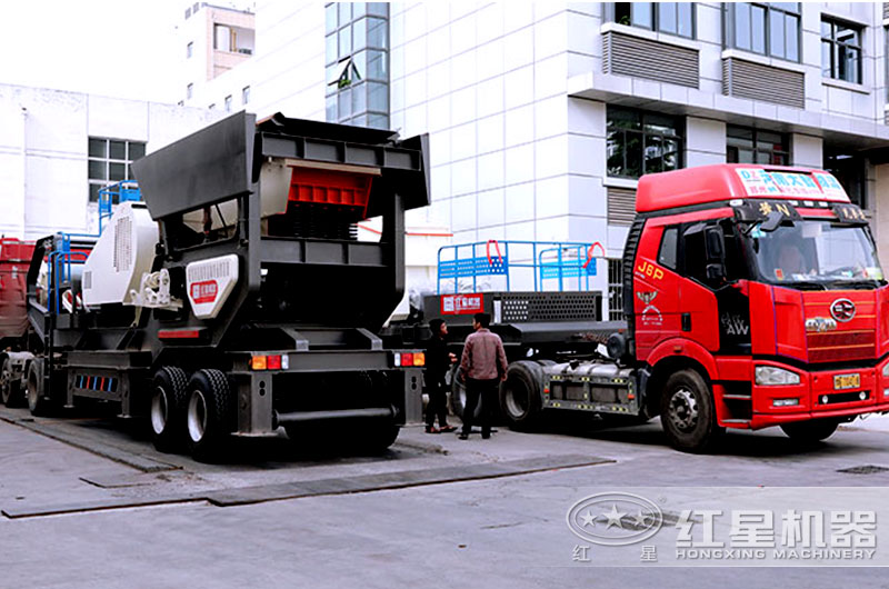 移動(dòng)砂石機器成套價(jià)格多少錢(qián)，求有資歷正規礦山設備廠(chǎng)家推薦