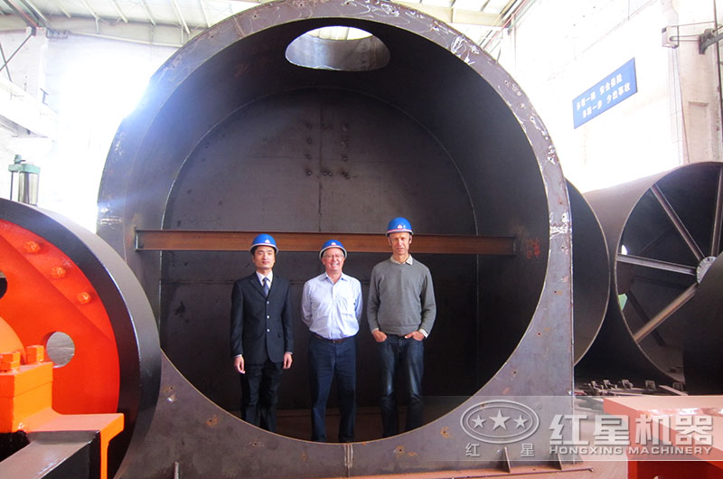 國外客戶(hù)來(lái)廠(chǎng)考察烘干機設備