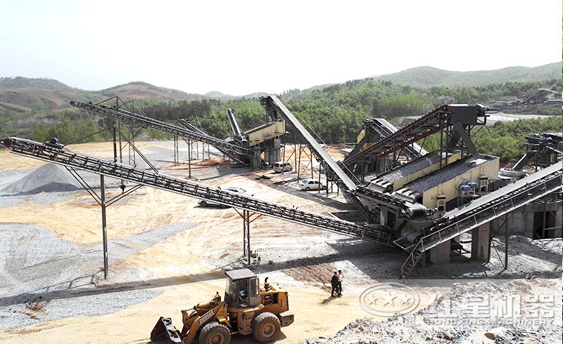 固定式建筑垃圾再生作業(yè)現場(chǎng)