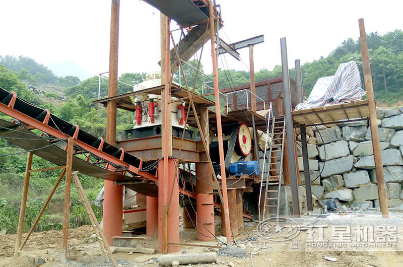 山西客戶(hù)的碎石加工現場(chǎng)