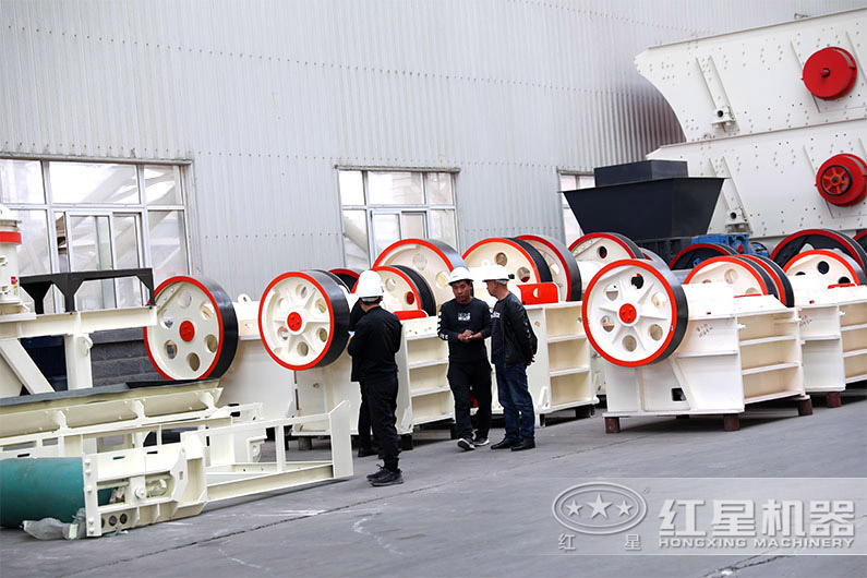 小型碎石機一般多少錢(qián)一臺？有一萬(wàn)至2萬(wàn)的嗎？