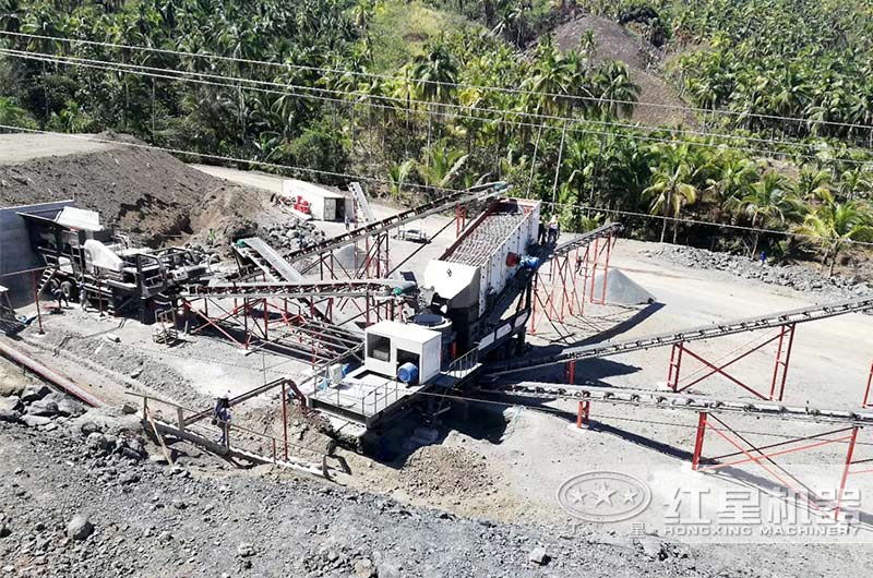 客戶(hù)移動(dòng)顎破+移動(dòng)圓錐破工作現場(chǎng)