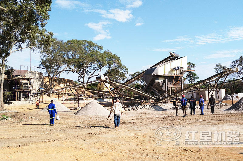 處理花崗巖邊角料用哪種破碎設備？有沒(méi)有生產(chǎn)視頻？