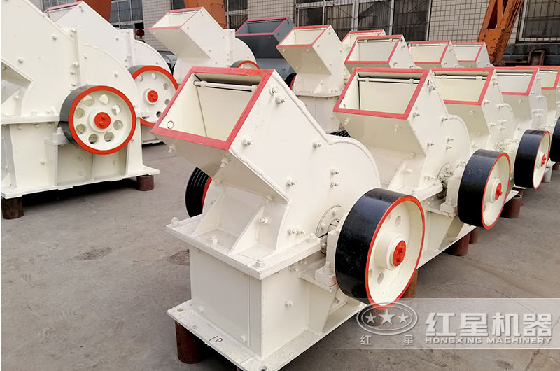 錘式碎石機每小時(shí)生產(chǎn)10噸多少錢(qián)？哪里有生產(chǎn)廠(chǎng)家？