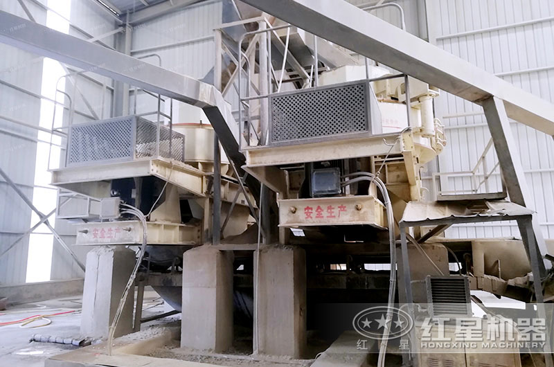 客戶(hù)河卵石制砂機工作現場(chǎng)