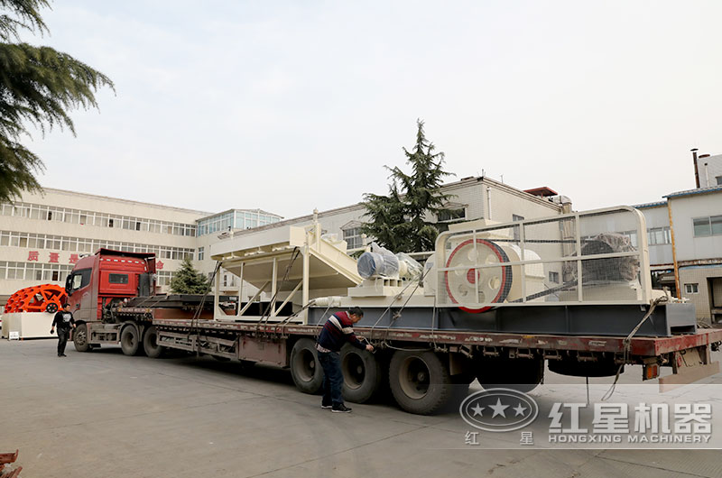 時(shí)產(chǎn)20噸的雙輥式破碎機多少錢(qián)？