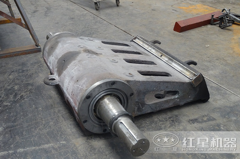 顎破機的動(dòng)顎部件