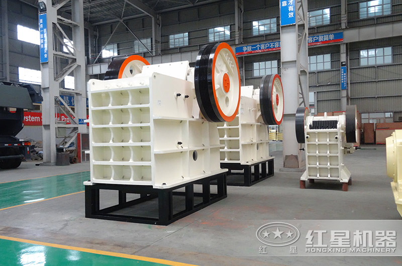 顎式破碎設備實(shí)物圖