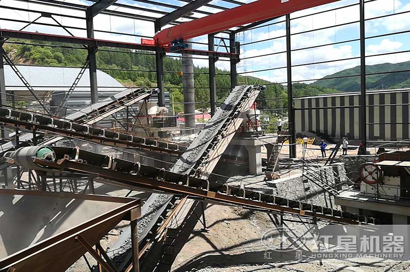 碎石價(jià)格多少錢(qián)一方？中碎碎石機一天能碎多少?lài)?？多少錢(qián)一臺？