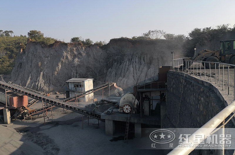 褐煤和煙煤有什么區別？重型石料破碎機能破褐煤?jiǎn)幔? title=