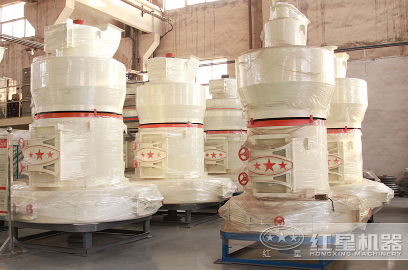 雷蒙磨粉設備車(chē)間實(shí)拍