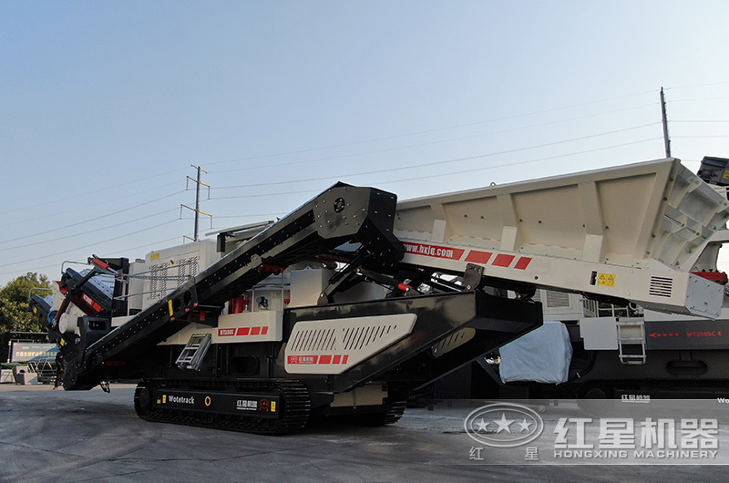 無(wú)需牽引的履帶行走破碎機