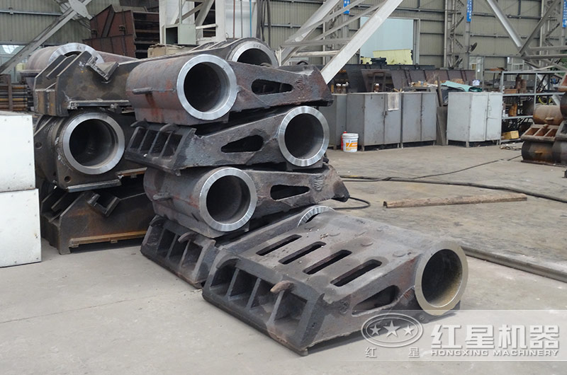 鄂破機的動(dòng)顎部件