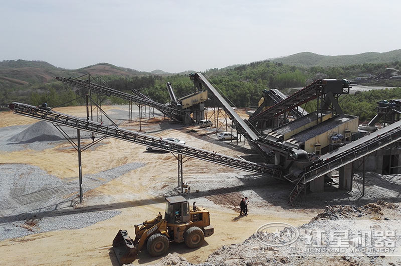 南陽(yáng)碎石加工現場(chǎng)