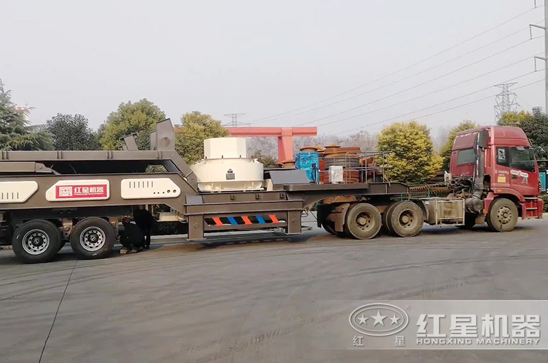 紅星移動(dòng)制沙機啟程發(fā)往江蘇地區