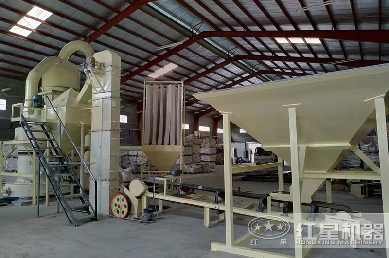 螢石磨粉加工現場(chǎng)全景圖