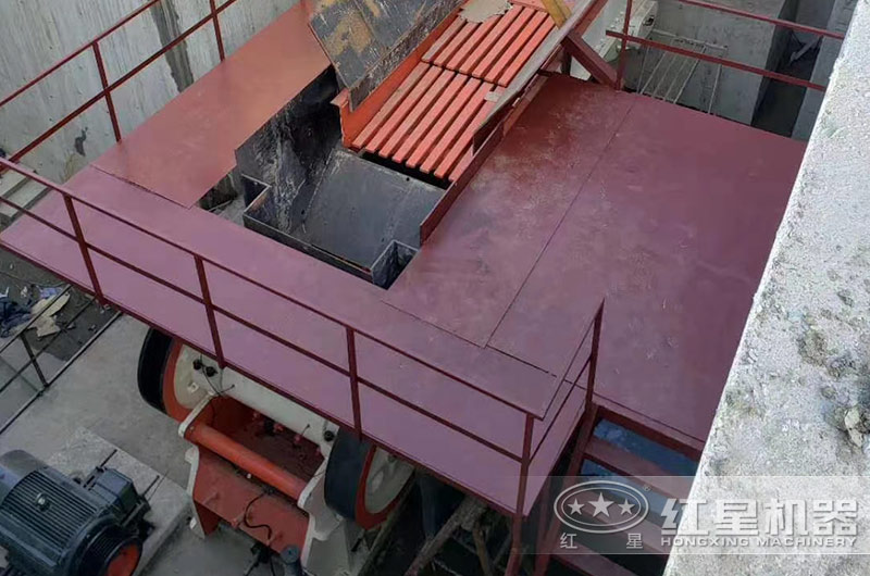 砂石料鄂式破碎機設備哪個(gè)廠(chǎng)家生產(chǎn)的壽命長(cháng)故障率低