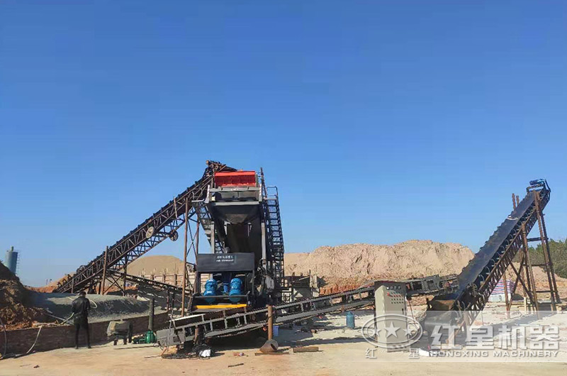 買(mǎi)8小時(shí)產(chǎn)300立方的礦山用石頭沙子混合制沙機？來(lái)紅星礦石機械廠(chǎng)可一站購齊