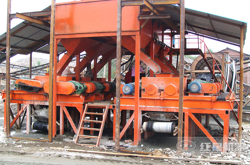 訂購一臺小型碎石機設備價(jià)格多少?在哪里可以買(mǎi)到這種設備?