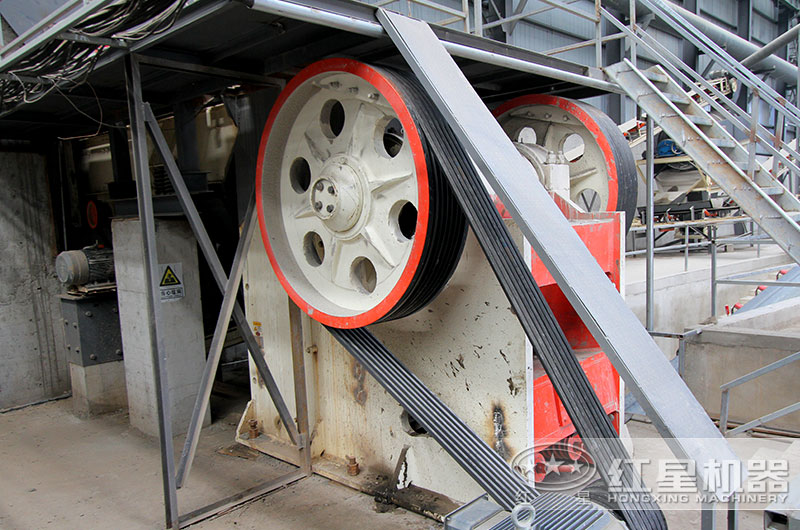 廣西用戶(hù)的PE系列57顎破機應用現場(chǎng)