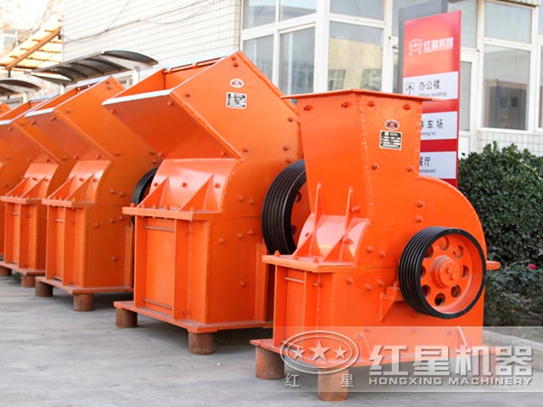 錘破機與反擊破碎機哪個(gè)更適用于二段破碎？