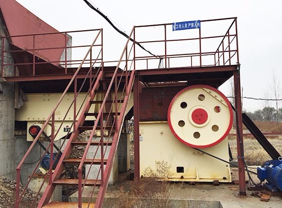 云南白云巖破碎生產(chǎn)線(xiàn)案例